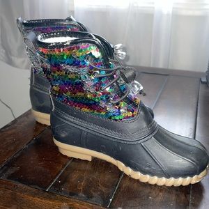 EUC size 13 girls rain boots